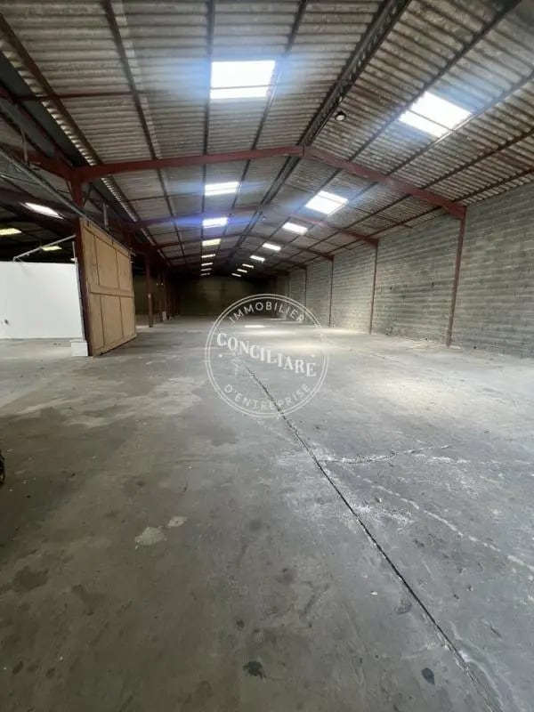 7 Avenue Léon Jouhaux, Saint-Alban for lease Interior Photo- Image 1 of 6