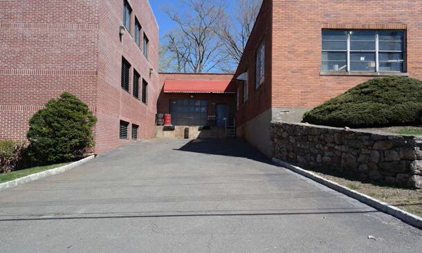 101 Secor Ln, Pelham Manor, NY for sale - Building Photo - Image 3 of 4