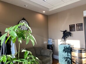 3137 Chestnut Dr, Atlanta, GA à vendre Photo intérieure- Image 2 de 12