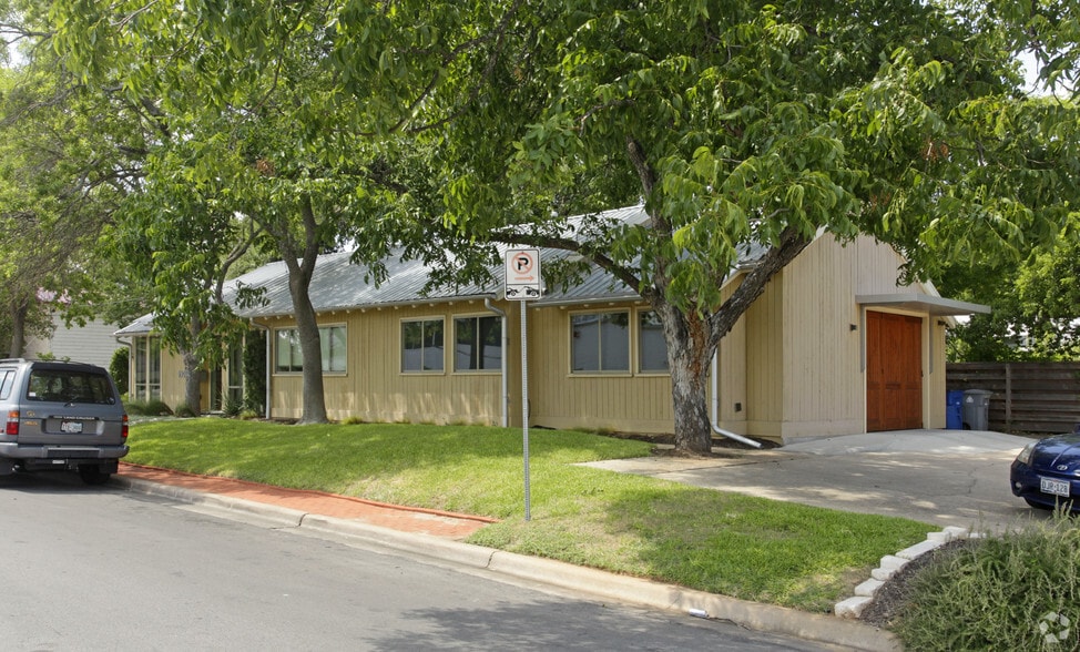 1100 W 41st St, Austin, TX for lease - Primary Photo - Image 1 of 2