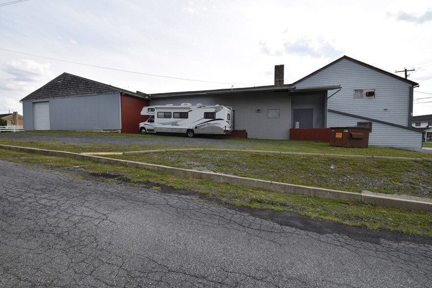 155 N 9th St, Coplay, PA à louer - Photo du bâtiment - Image 2 de 25