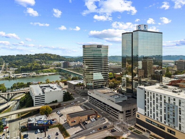 900 S Gay St, Knoxville, TN à vendre - Photo du bâtiment - Image 3 de 25