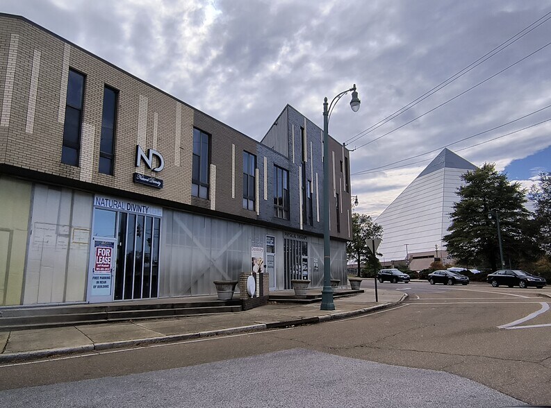 440 N Front St, Memphis, TN à louer - Photo du bâtiment - Image 2 de 7