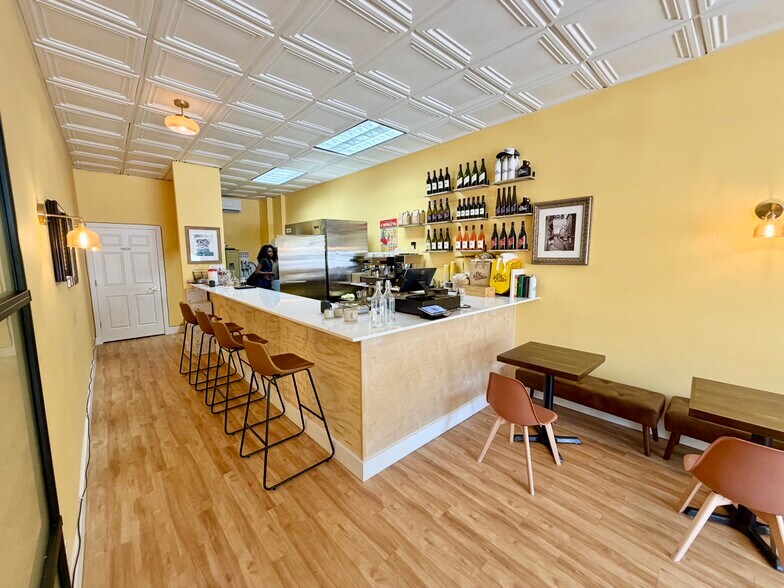 401 Orange Rd, Montclair, NJ à vendre - Photo du bâtiment - Image 3 de 13