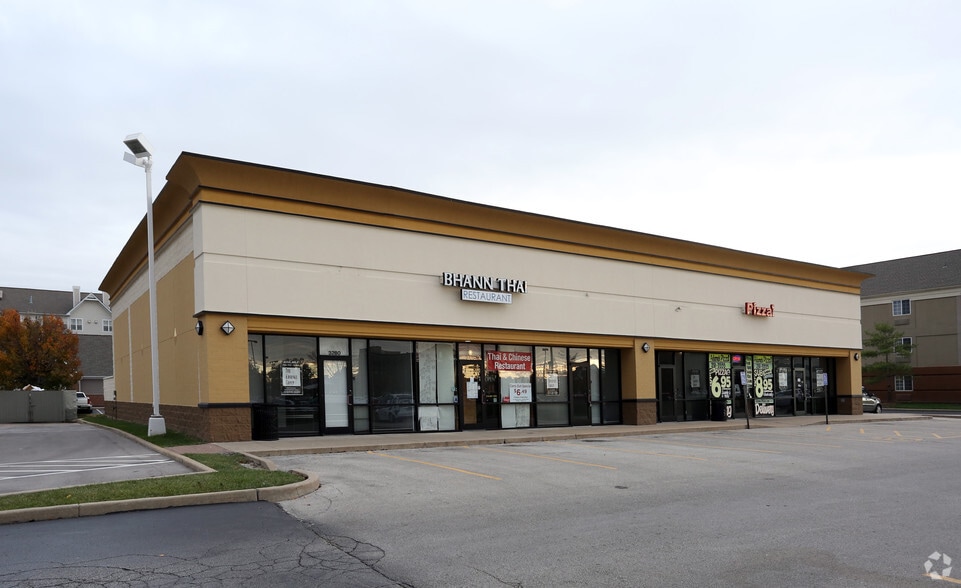 3260 Rider Trl S, Earth City, MO for lease - Building Photo - Image 2 of 7