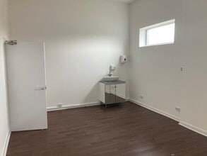 22-26A Nelson St, Kilmarnock for lease Interior Photo- Image 2 of 6