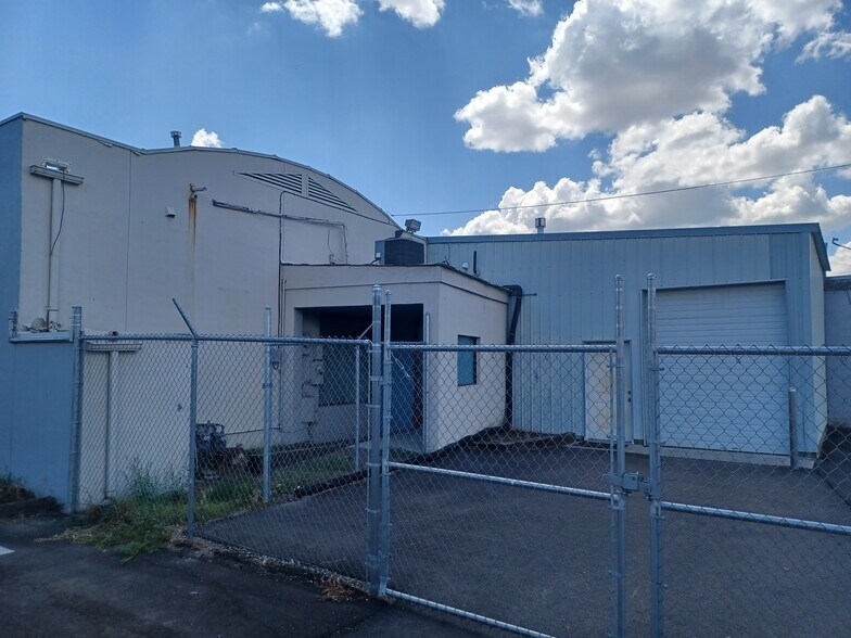 4035 S 6th St, Klamath Falls, OR à vendre - Photo du bâtiment - Image 3 de 15