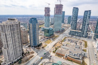 350 Burnhamthorpe Rd W, Mississauga, ON - AÉRIEN  Vue de la carte