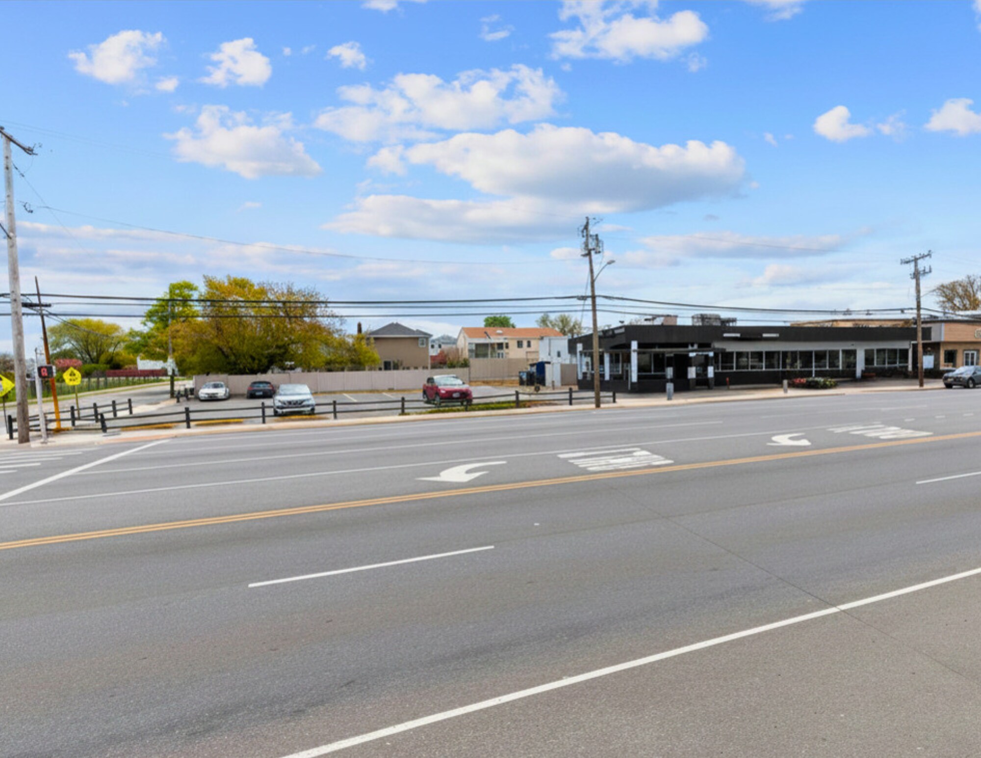 4245 Austin Blvd, Island Park, NY for sale Primary Photo- Image 1 of 24