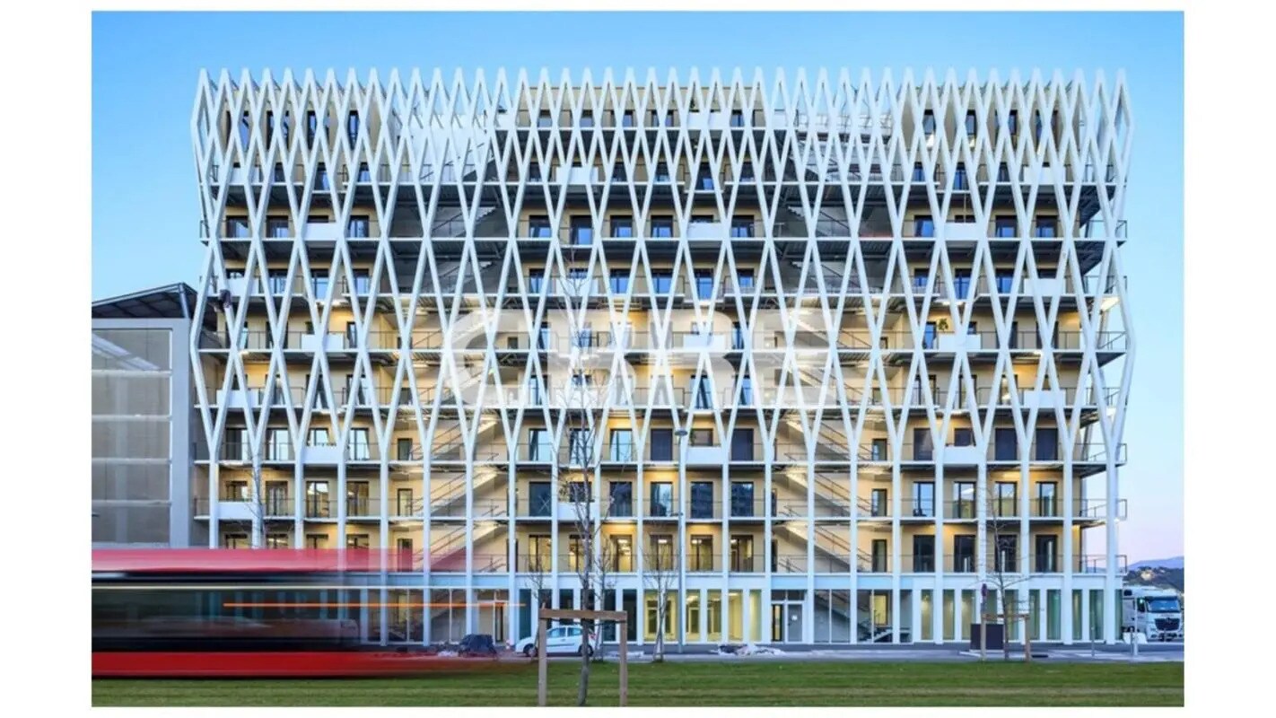 Office in Nice for lease Building Photo- Image 1 of 7