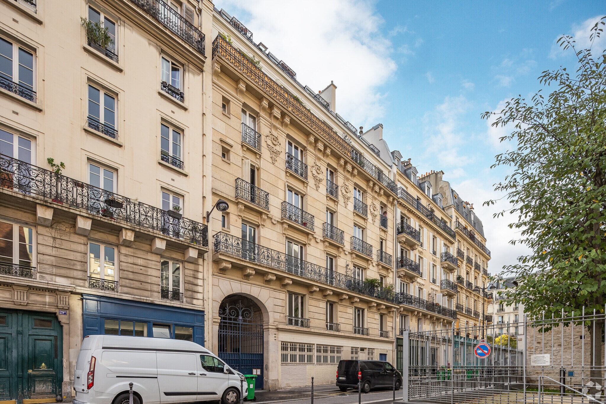 31 Rue De Poissy, Paris for lease Primary Photo- Image 1 of 5
