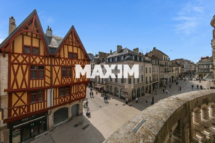 67 Rue Des Godrans, Dijon à louer - Photo du bâtiment - Image 2 de 12