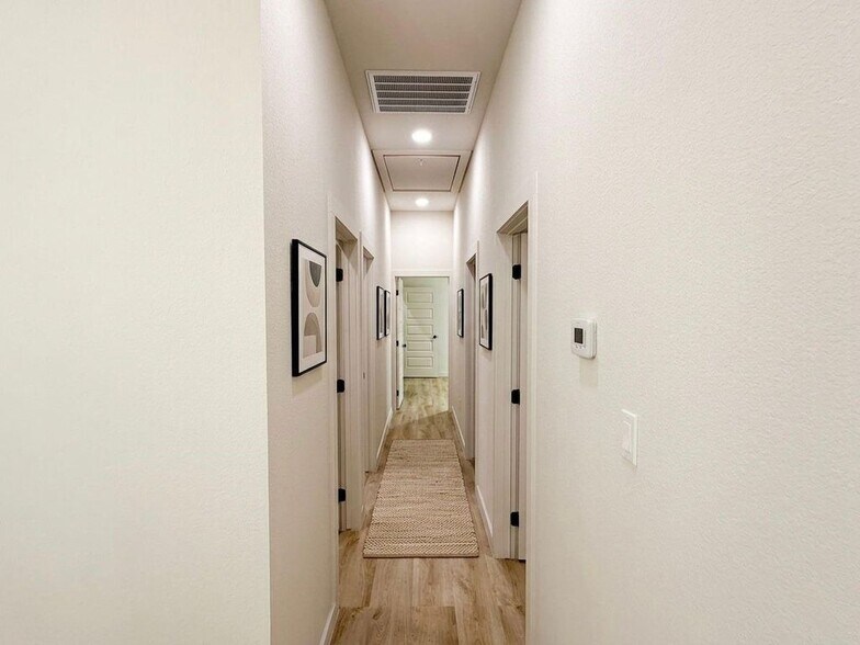 9706 Pelsey A-B Street, Houston, TX à vendre - Photo du bâtiment - Image 2 de 17