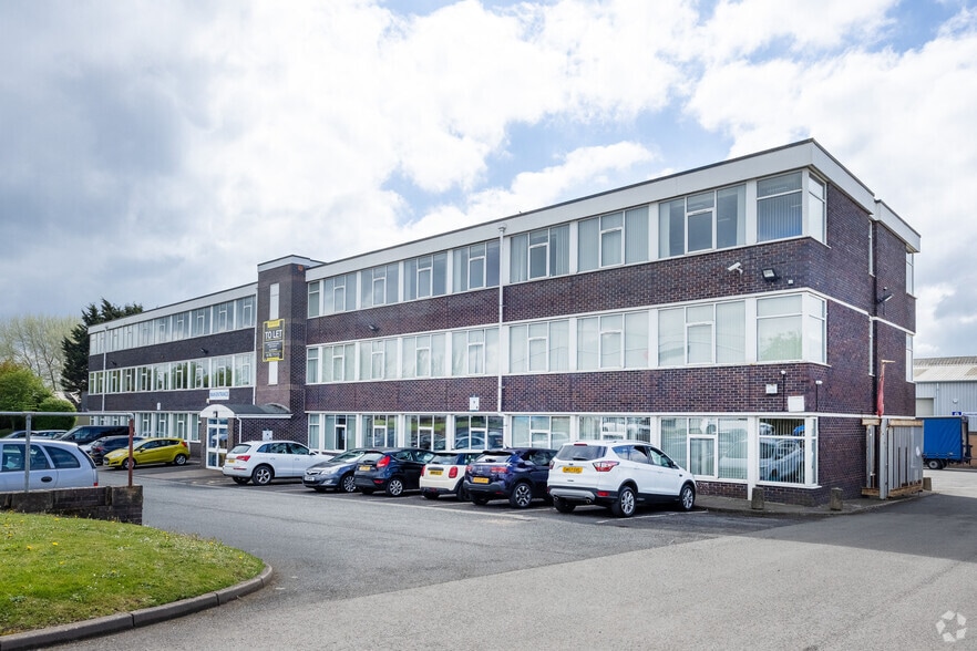 St Albans Rd, Stafford for lease - Building Photo - Image 1 of 2