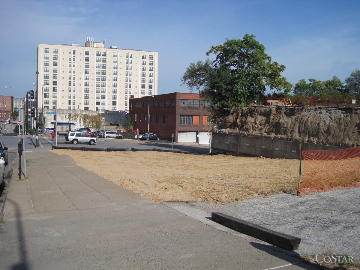 724 McGee St, Kansas City, MO à vendre Photo principale- Image 1 de 13