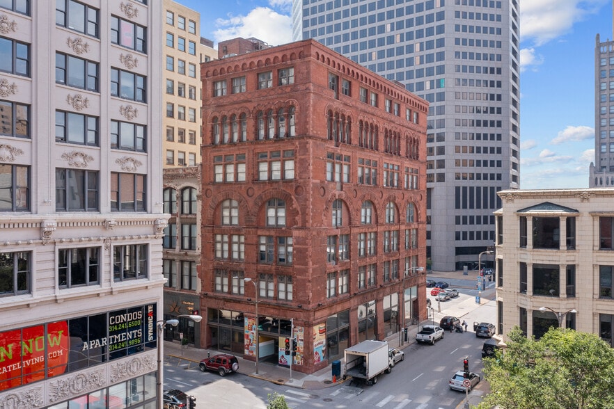 315 N 10th St, Saint Louis, MO à vendre - Photo du bâtiment - Image 3 de 7