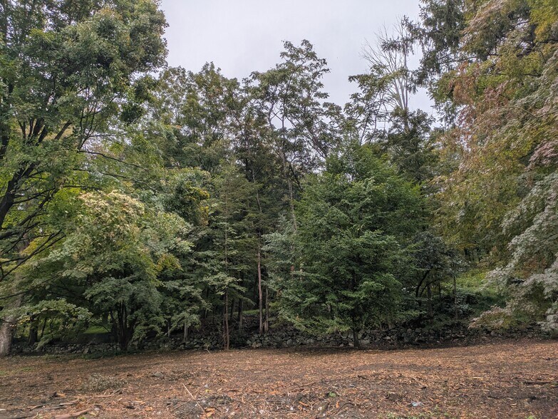 2 Reed Rd, North Salem, NY for sale - Primary Photo - Image 1 of 3