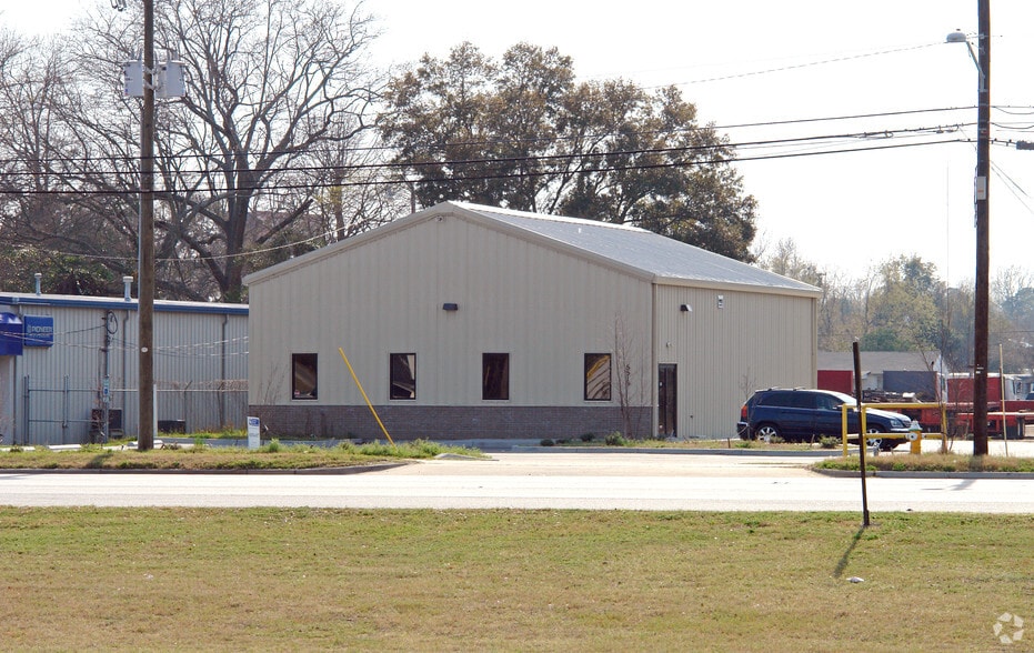 5515 Rivers Ave, North Charleston, SC for sale - Primary Photo - Image 1 of 10