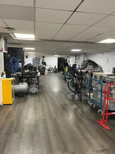 68 Avenue Du Président Wilson, Saint-Denis à louer - Photo du bâtiment - Image 2 de 18