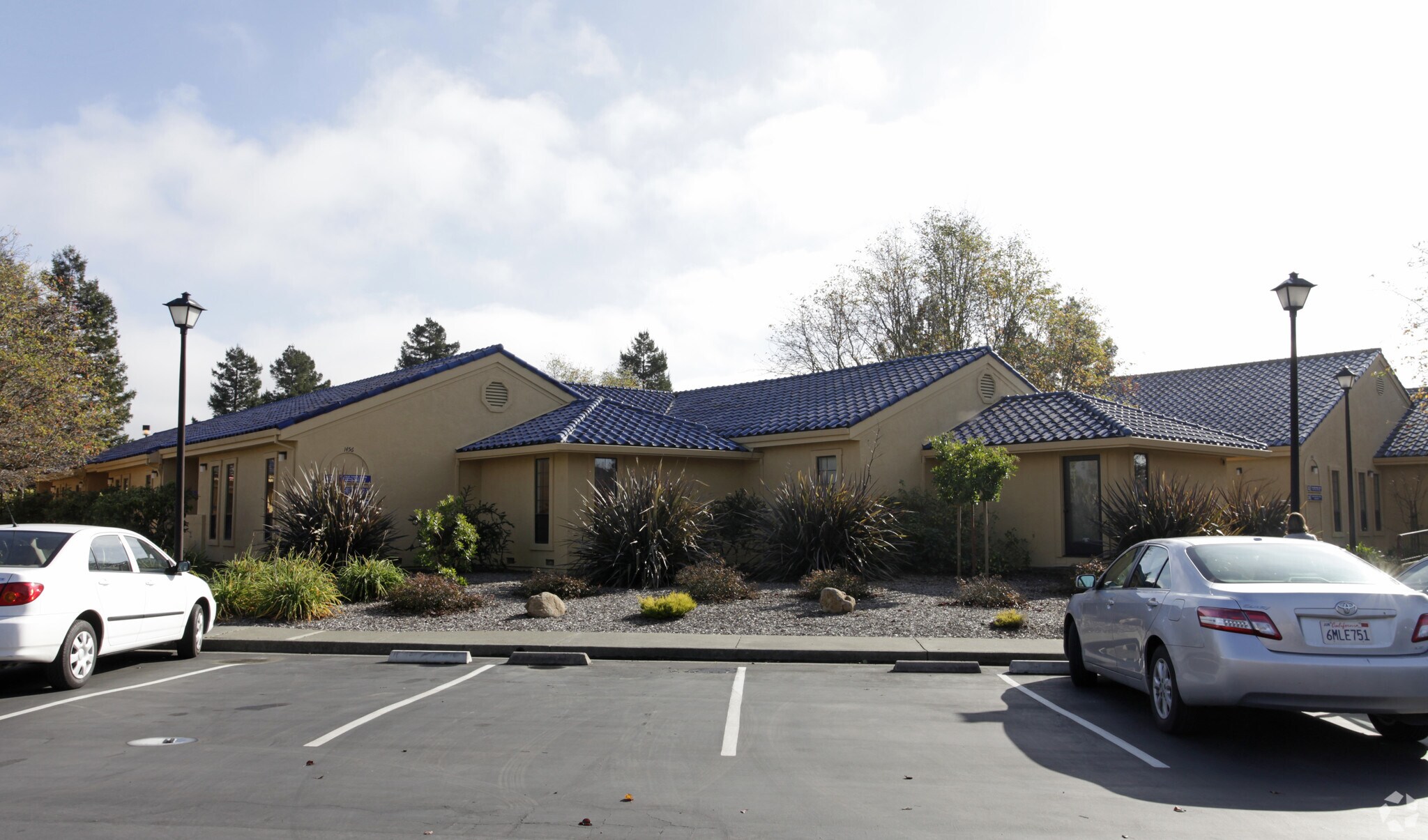 1456 Professional Dr, Petaluma, CA à louer Photo principale- Image 1 de 9
