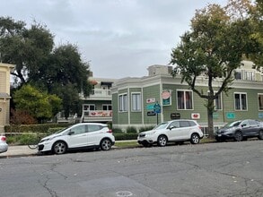 132 E St, Davis, CA à louer Photo intérieure- Image 2 de 14