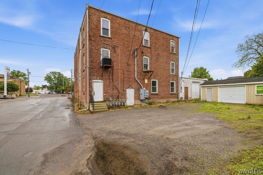 259 Young St, Wilson, NY à vendre - Photo du bâtiment - Image 2 de 36