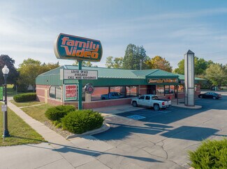 Plus de détails pour 620 W Bremer Ave, Waverly, IA - Commerce de détail à louer