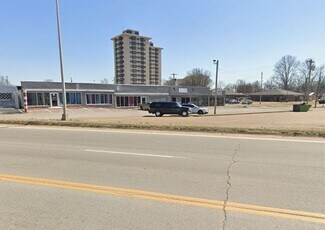 Plus de détails pour 400 E Pine St, Poplar Bluff, MO - Spécialité à vendre