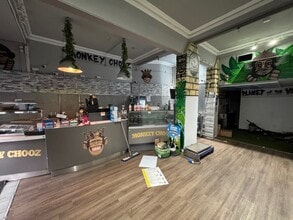 130-132 Queen Margaret Dr, Glasgow for lease Interior Photo- Image 2 of 7