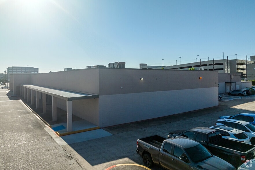 125-489 Sawdust Rd, The Woodlands, TX à louer - Photo du bâtiment - Image 3 de 4