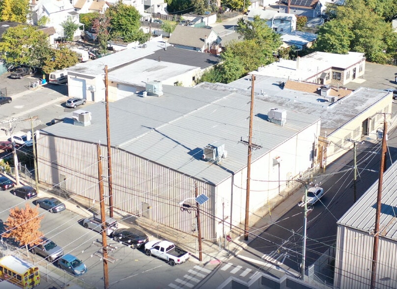 363-367 S Jefferson St, Orange, NJ for lease - Building Photo - Image 3 of 4
