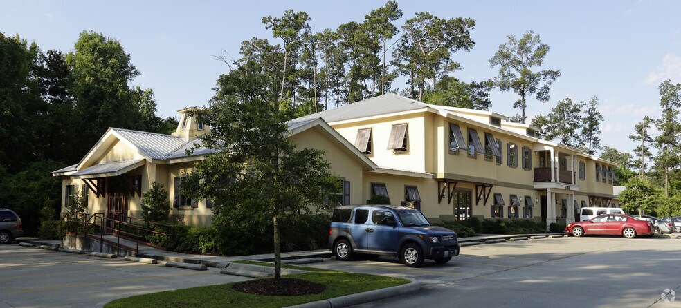 1261 W Causeway Approach, Mandeville, LA for lease - Building Photo - Image 2 of 6