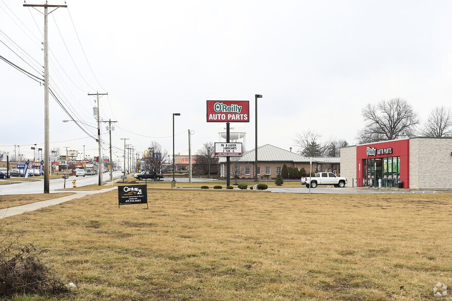 347 E Walton St, Willard, OH à vendre - Photo du bâtiment - Image 3 de 4