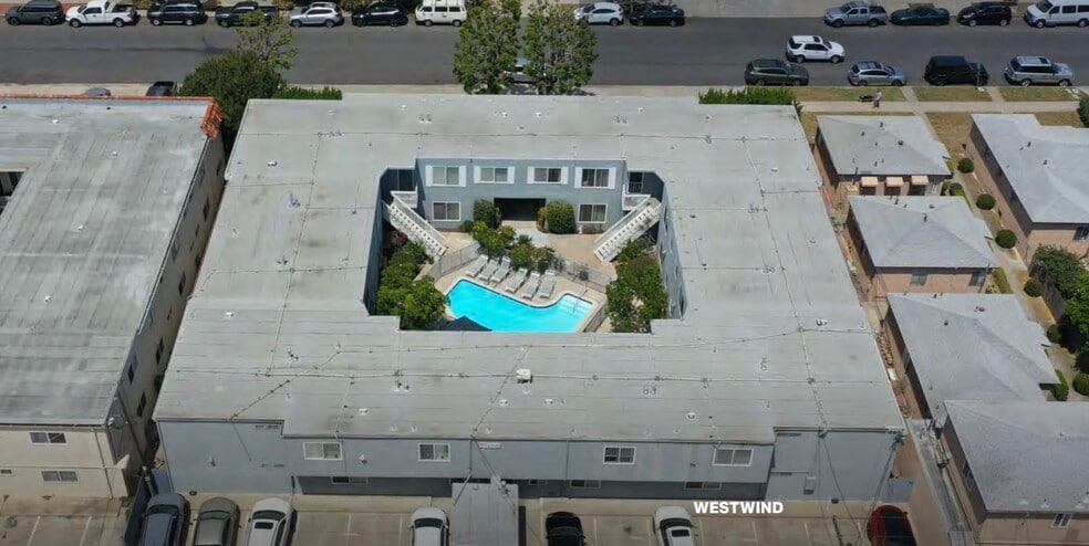 4935 Niagara Ave, San Diego, CA à vendre - Photo du bâtiment - Image 3 de 16