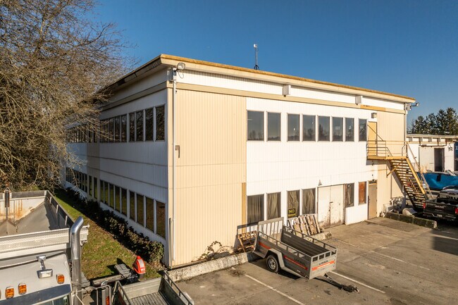 More details for 440 Canfor Ave, New Westminster, BC - Office for Lease