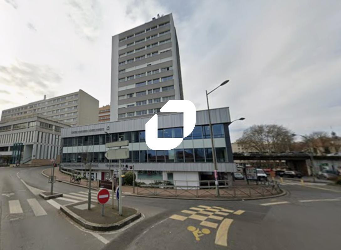 Office in Sèvres for sale Building Photo- Image 1 of 8