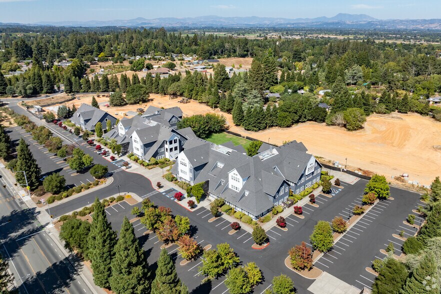 1003 Gravenstein Hwy, Sebastopol, CA à vendre - Aérien - Image 3 de 4
