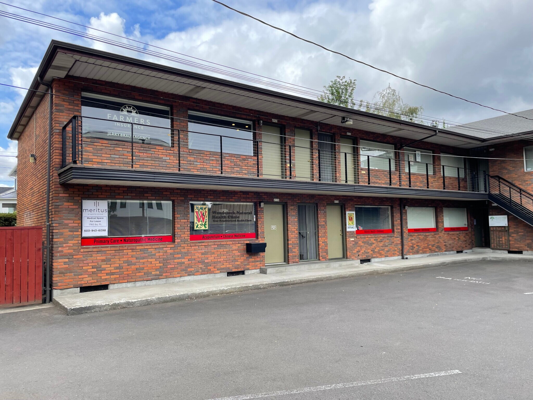 4922-4940 SE Woodstock Blvd, Portland, OR for lease Primary Photo- Image 1 of 4