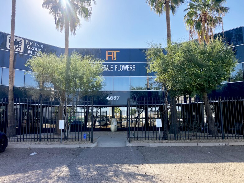 4857 W Van Buren St, Phoenix, AZ à louer - Photo du bâtiment - Image 2 de 3