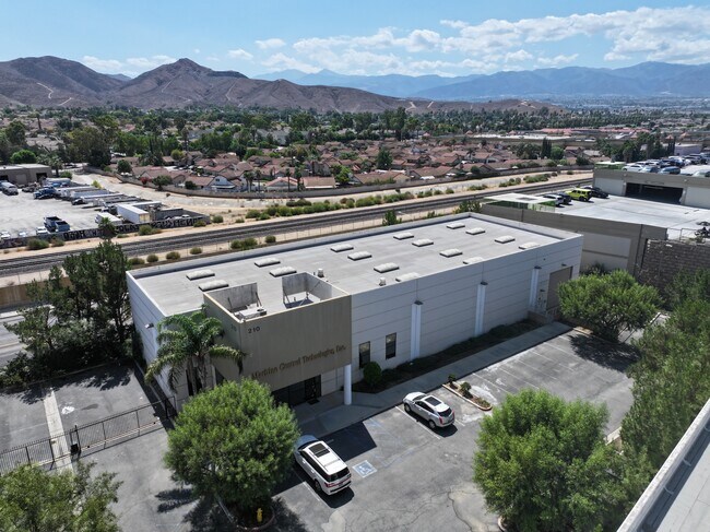 More details for 210 Crouse Dr, Corona, CA - Industrial for Sale