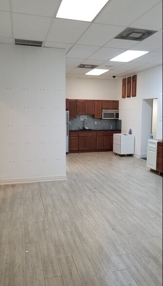 470 Ansin Blvd, Hallandale Beach, FL for lease - Other - Image 3 of 27