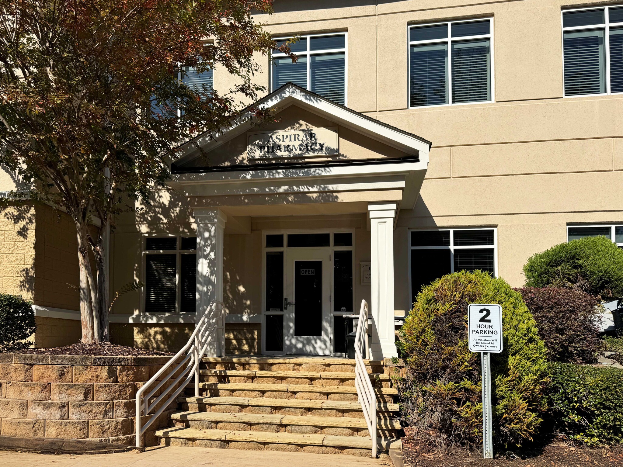 135 Parkway Office Ct, Cary, NC à vendre Photo du bâtiment- Image 1 de 11