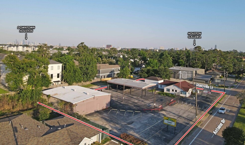1510 Antoine Dr, Houston, TX à vendre - Photo du bâtiment - Image 2 de 4