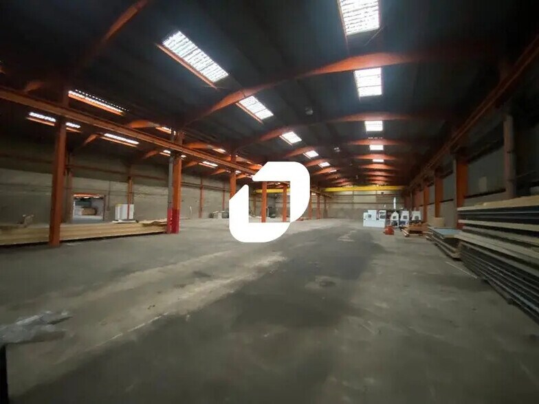 Bureau dans SAINT-OUEN-L'AUMONE à louer - Photo du bâtiment - Image 3 de 16