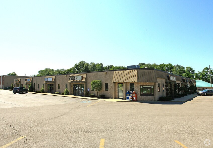 1833 E 51st St, Ashtabula, OH à louer - Photo du bâtiment - Image 1 de 2