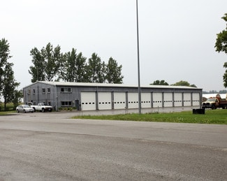 Plus de détails pour 35 Brook St, Scugog, ON - Industriel à vendre