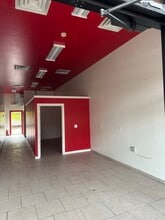 46346-46370 Dequindre Rd, Shelby Township, MI à louer Photo intérieure- Image 1 de 2