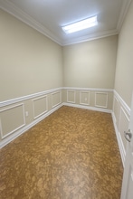 4675 N Dixie Hwy, Elizabethtown, KY for lease Interior Photo- Image 2 of 7