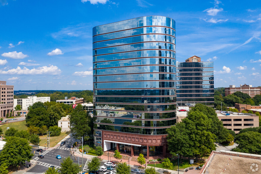 1360 Peachtree St NE, Atlanta, GA for lease - Building Photo - Image 1 of 10