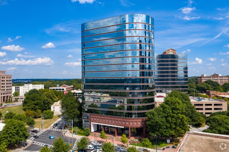 1360 Peachtree St NE, Atlanta, GA for lease - Primary Photo - Image 1 of 23